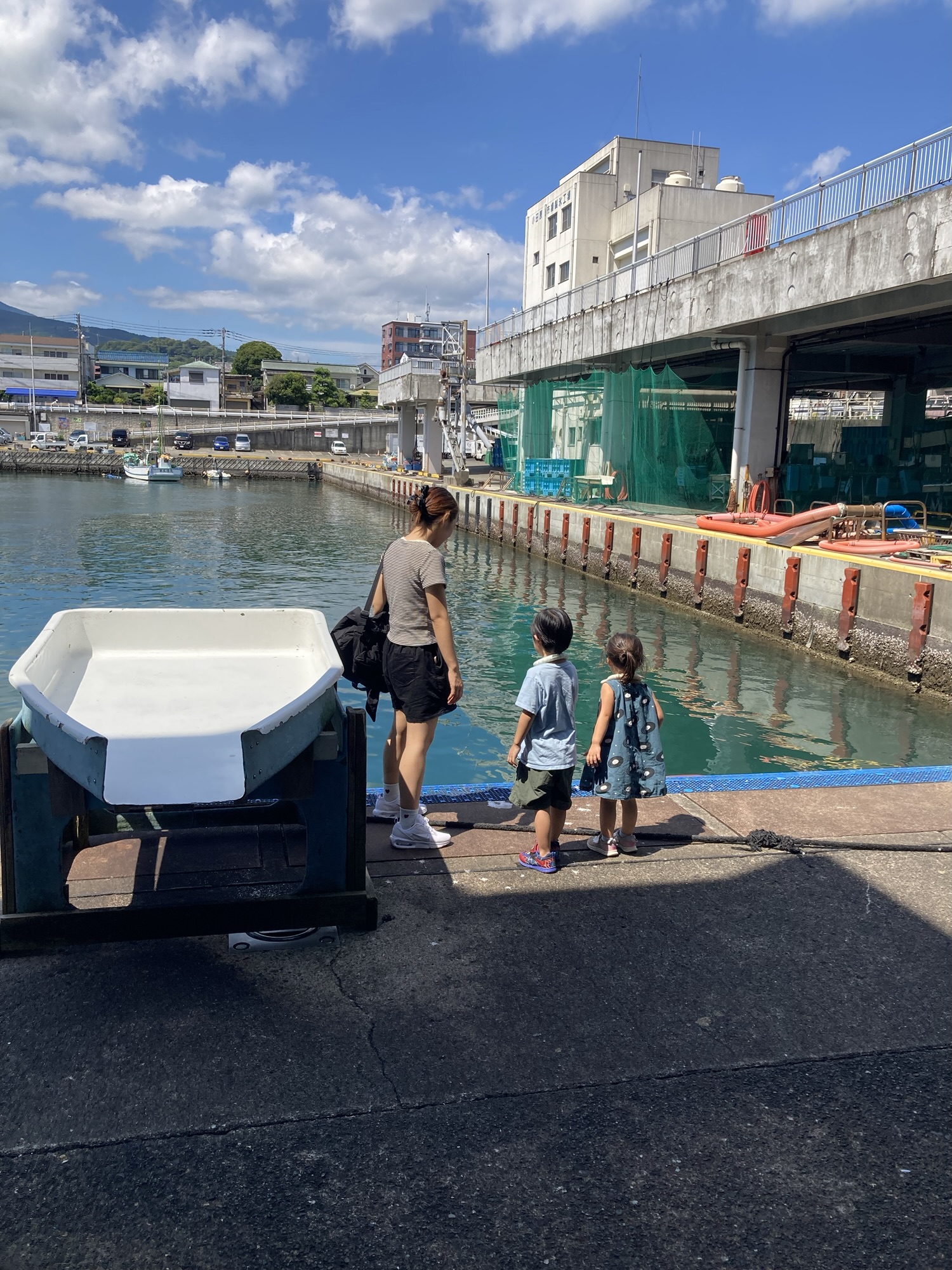 小田原漁港のノスタルジーを感じる景色