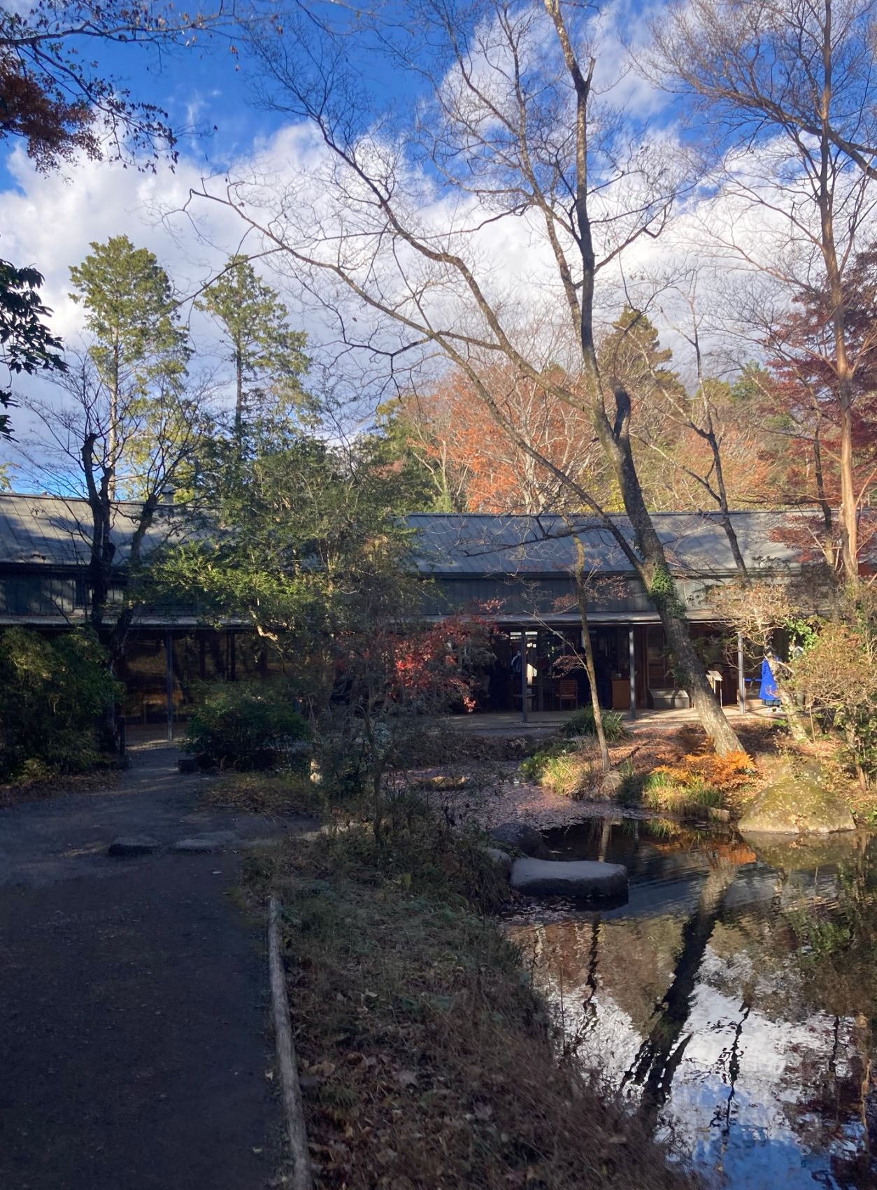 とらや工房の建物外観