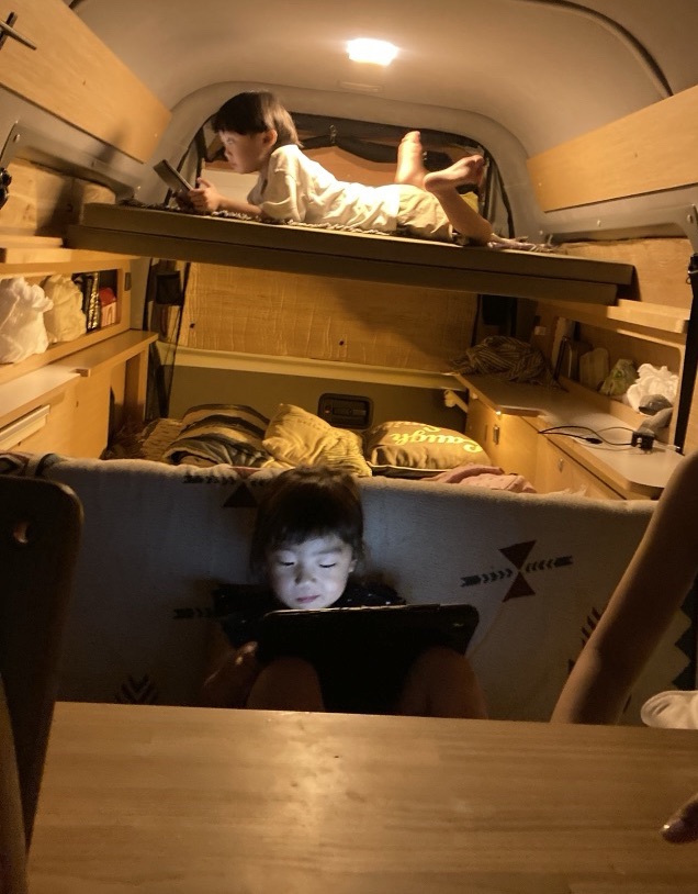 車中泊の車内の様子